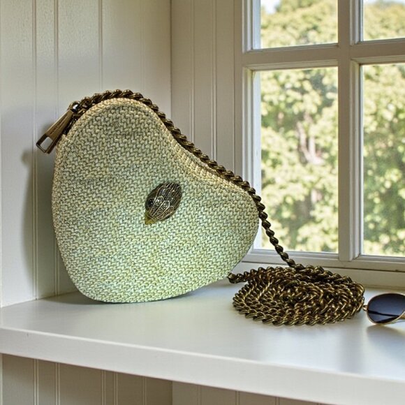 Kurt Geiger Kensington Heart Crossbody Bag Beige Straw Gold Chain NWT - Picture 2 of 15